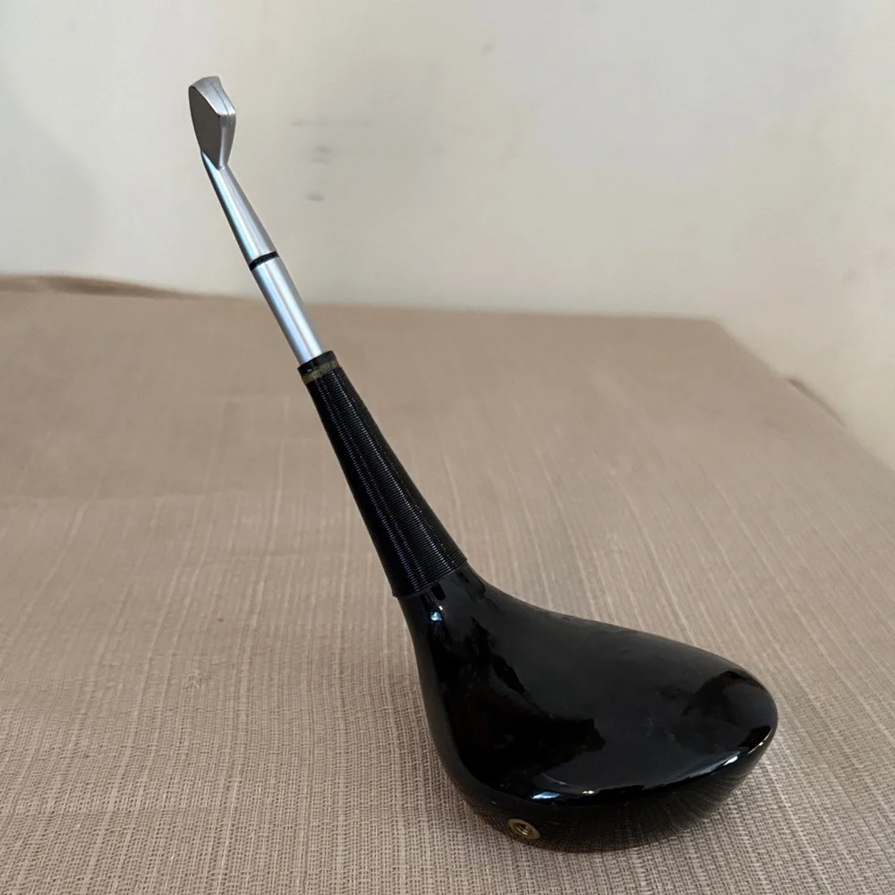 Sleek Black Golf Club Pen and Holder